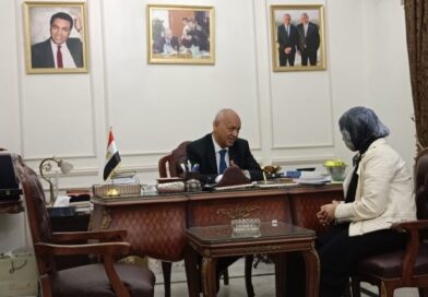 مصطفى بكري: الشباب هم نصف الحاضر والمستقبل.. ويجب تمكينهم سياسيًا وإعلاميًا
